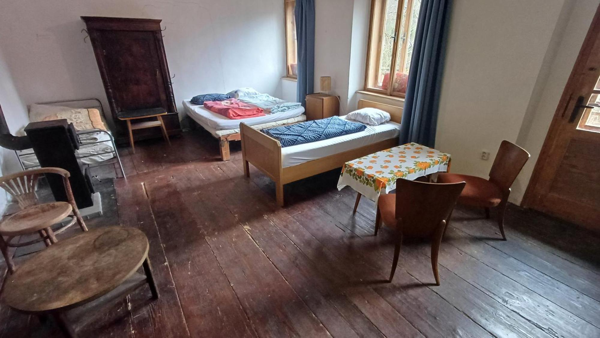 Cesta Hostel Табор Екстериор снимка